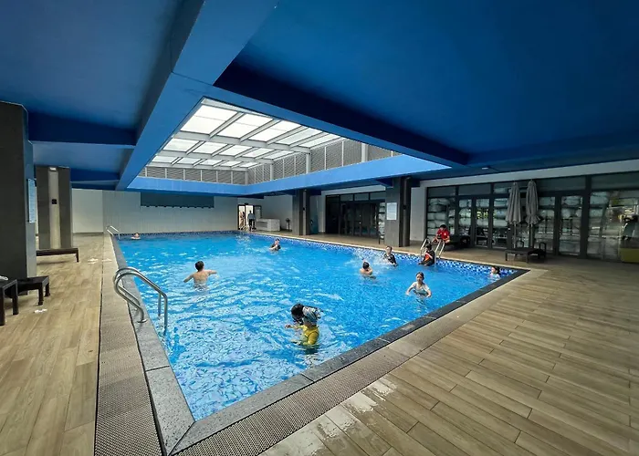 Royal Lotus Ha Long